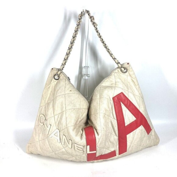 CHANEL Quilted Logo LA CC CC Mark charm included Bag Chain bag Shoulder bag - Picture 1 of 16
